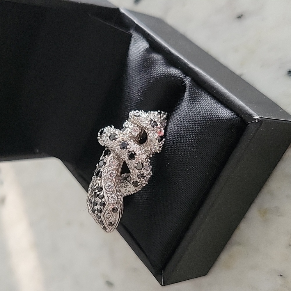 Silver snake ring